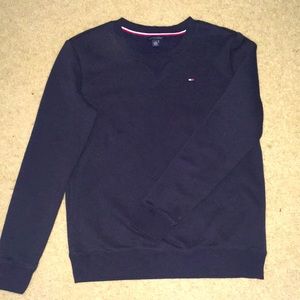 Tell me Hilfiger sweater